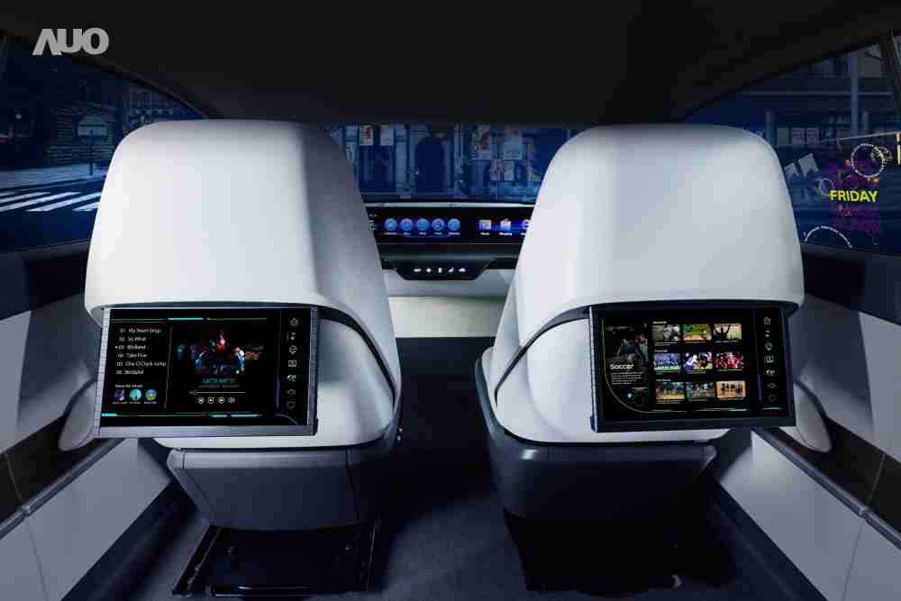 传奇国际新一代Smart Cockpit 2024，，，，以Micro LED先进显示技术优势，，创建〝可卷式后座娱乐显示器〞，，，仅在互动时才显示出所需画面及信息，，，，扩充更丰富的娱乐和交互信息服务，，，获国际奖项荣耀